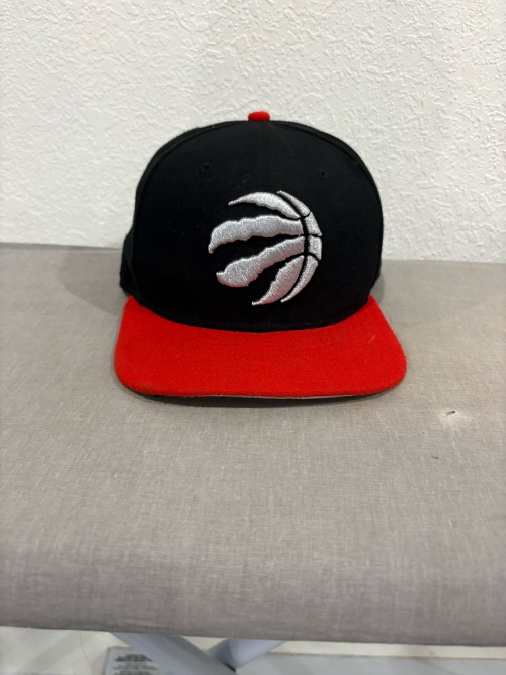 Toronto Raptors New Era 9FIFTY Original Fit Snapback – Black & Red NBA Hat